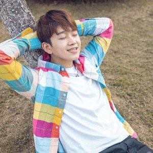 尹涛资料,尹涛最新歌曲,尹涛MV视频,尹涛音乐专辑,尹涛好听的歌