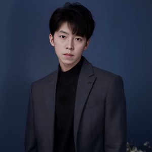 张灵风资料,张灵风最新歌曲,张灵风MV视频,张灵风音乐专辑,张灵风好听的歌