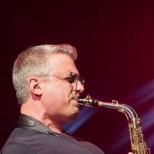 Mike DiRubbo资料,Mike DiRubbo最新歌曲,Mike DiRubboMV视频,Mike DiRubbo音乐专辑,Mike DiRubbo好听的歌