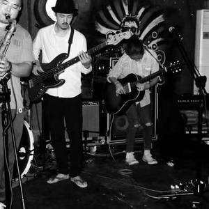 不三不四乐队资料,不三不四乐队最新歌曲,不三不四乐队MV视频,不三不四乐队音乐专辑,不三不四乐队好听的歌