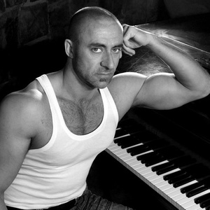 Rocco De Villiers资料,Rocco De Villiers最新歌曲,Rocco De VilliersMV视频,Rocco De Villiers音乐专辑,Rocco De Villiers好听的歌