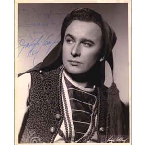 Giuseppe Campora资料,Giuseppe Campora最新歌曲,Giuseppe CamporaMV视频,Giuseppe Campora音乐专辑,Giuseppe Campora好听的歌