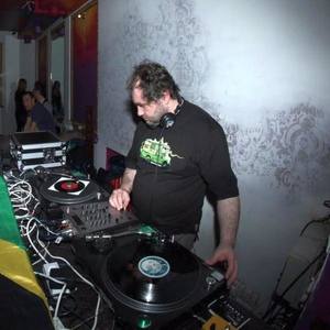 Jungleman资料,Jungleman最新歌曲,JunglemanMV视频,Jungleman音乐专辑,Jungleman好听的歌