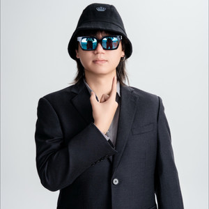 刘潇轶资料,刘潇轶最新歌曲,刘潇轶MV视频,刘潇轶音乐专辑,刘潇轶好听的歌