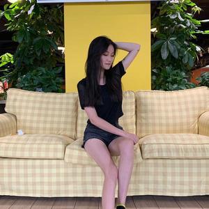 黎淼资料,黎淼最新歌曲,黎淼MV视频,黎淼音乐专辑,黎淼好听的歌