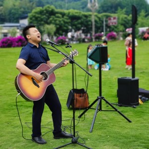 成坤林资料,成坤林最新歌曲,成坤林MV视频,成坤林音乐专辑,成坤林好听的歌