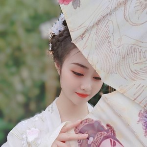 LN凌娜资料,LN凌娜最新歌曲,LN凌娜MV视频,LN凌娜音乐专辑,LN凌娜好听的歌