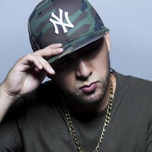 Efe Frans资料,Efe Frans最新歌曲,Efe FransMV视频,Efe Frans音乐专辑,Efe Frans好听的歌