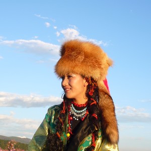 康珠卓玛资料,康珠卓玛最新歌曲,康珠卓玛MV视频,康珠卓玛音乐专辑,康珠卓玛好听的歌