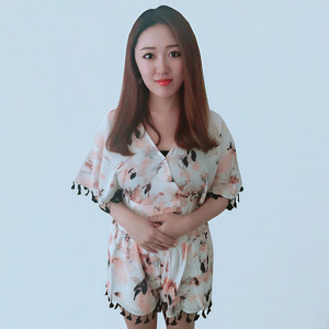 玲珑资料,玲珑最新歌曲,玲珑MV视频,玲珑音乐专辑,玲珑好听的歌