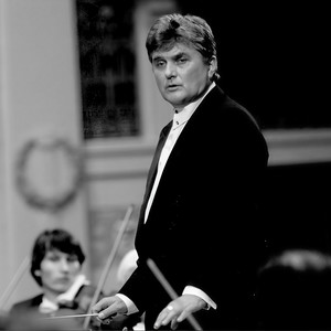 Vladimir Valek资料,Vladimir Valek最新歌曲,Vladimir ValekMV视频,Vladimir Valek音乐专辑,Vladimir Valek好听的歌