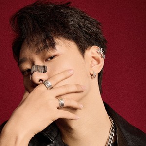 泽一ZyiZy资料,泽一ZyiZy最新歌曲,泽一ZyiZyMV视频,泽一ZyiZy音乐专辑,泽一ZyiZy好听的歌