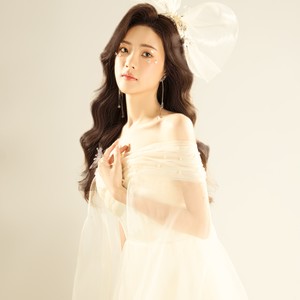 徐若冰资料,徐若冰最新歌曲,徐若冰MV视频,徐若冰音乐专辑,徐若冰好听的歌