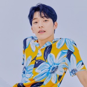 옥진욱资料,옥진욱最新歌曲,옥진욱MV视频,옥진욱音乐专辑,옥진욱好听的歌