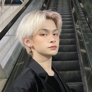 陈语资料,陈语最新歌曲,陈语MV视频,陈语音乐专辑,陈语好听的歌