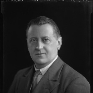 York Bowen资料,York Bowen最新歌曲,York BowenMV视频,York Bowen音乐专辑,York Bowen好听的歌