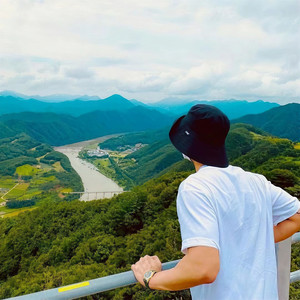 没了你的秋资料,没了你的秋最新歌曲,没了你的秋MV视频,没了你的秋音乐专辑,没了你的秋好听的歌