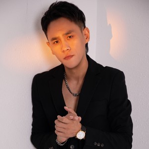 闫超资料,闫超最新歌曲,闫超MV视频,闫超音乐专辑,闫超好听的歌