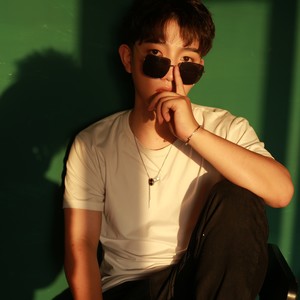 李泽资料,李泽最新歌曲,李泽MV视频,李泽音乐专辑,李泽好听的歌