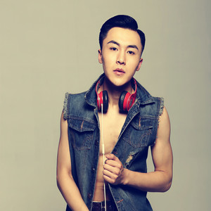 白云峰资料,白云峰最新歌曲,白云峰MV视频,白云峰音乐专辑,白云峰好听的歌