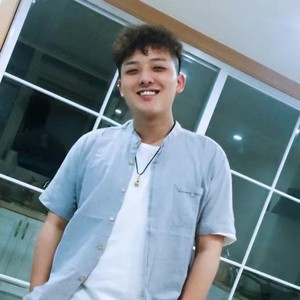 悖论资料,悖论最新歌曲,悖论MV视频,悖论音乐专辑,悖论好听的歌