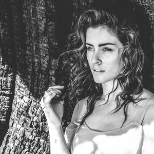 Lucie Jones资料,Lucie Jones最新歌曲,Lucie JonesMV视频,Lucie Jones音乐专辑,Lucie Jones好听的歌