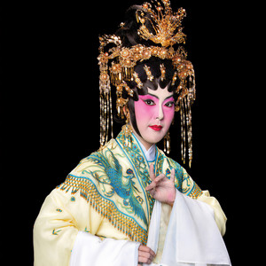 李宝莹资料,李宝莹最新歌曲,李宝莹MV视频,李宝莹音乐专辑,李宝莹好听的歌