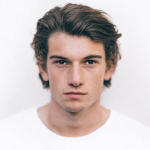 Hayes资料,Hayes最新歌曲,HayesMV视频,Hayes音乐专辑,Hayes好听的歌