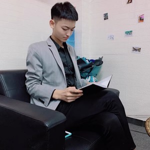 梁东明资料,梁东明最新歌曲,梁东明MV视频,梁东明音乐专辑,梁东明好听的歌