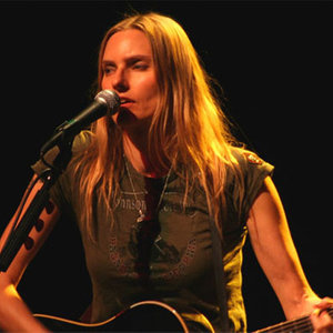 Syd Straw资料,Syd Straw最新歌曲,Syd StrawMV视频,Syd Straw音乐专辑,Syd Straw好听的歌