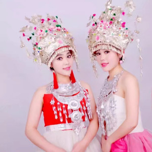 芬芳组合资料,芬芳组合最新歌曲,芬芳组合MV视频,芬芳组合音乐专辑,芬芳组合好听的歌