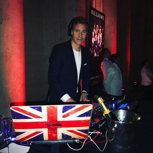 Zen Freeman资料,Zen Freeman最新歌曲,Zen FreemanMV视频,Zen Freeman音乐专辑,Zen Freeman好听的歌