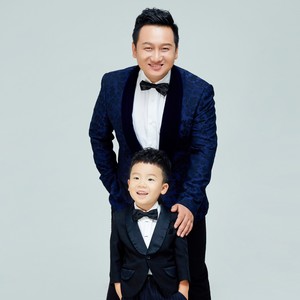 王冠资料,王冠最新歌曲,王冠MV视频,王冠音乐专辑,王冠好听的歌