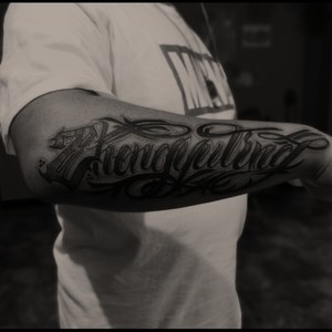 小尾巴的大太阳资料,小尾巴的大太阳最新歌曲,小尾巴的大太阳MV视频,小尾巴的大太阳音乐专辑,小尾巴的大太阳好听的歌