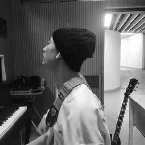 张文浩资料,张文浩最新歌曲,张文浩MV视频,张文浩音乐专辑,张文浩好听的歌