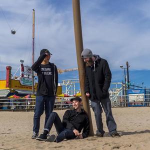 Hora Douse资料,Hora Douse最新歌曲,Hora DouseMV视频,Hora Douse音乐专辑,Hora Douse好听的歌