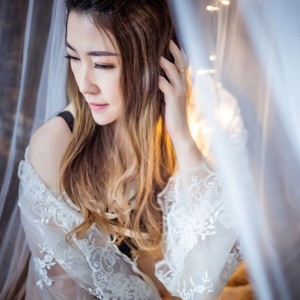 妖精飞燕资料,妖精飞燕最新歌曲,妖精飞燕MV视频,妖精飞燕音乐专辑,妖精飞燕好听的歌