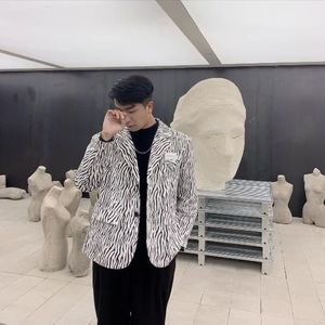 斯辰资料,斯辰最新歌曲,斯辰MV视频,斯辰音乐专辑,斯辰好听的歌