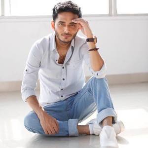 Tanishk Bagchi资料,Tanishk Bagchi最新歌曲,Tanishk BagchiMV视频,Tanishk Bagchi音乐专辑,Tanishk Bagchi好听的歌