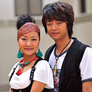 月亮姆组合资料,月亮姆组合最新歌曲,月亮姆组合MV视频,月亮姆组合音乐专辑,月亮姆组合好听的歌