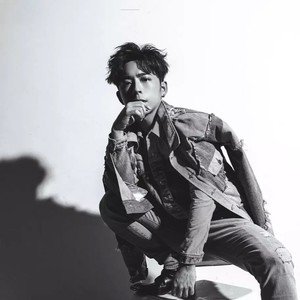 吕爵安资料,吕爵安最新歌曲,吕爵安MV视频,吕爵安音乐专辑,吕爵安好听的歌