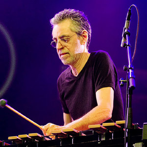 Mike Mainieri资料,Mike Mainieri最新歌曲,Mike MainieriMV视频,Mike Mainieri音乐专辑,Mike Mainieri好听的歌