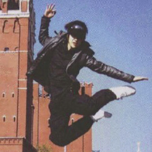 飞翔的丘丘资料,飞翔的丘丘最新歌曲,飞翔的丘丘MV视频,飞翔的丘丘音乐专辑,飞翔的丘丘好听的歌