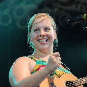 Julia Nunes资料,Julia Nunes最新歌曲,Julia NunesMV视频,Julia Nunes音乐专辑,Julia Nunes好听的歌