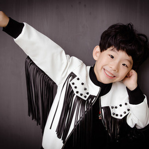 张宸瑞资料,张宸瑞最新歌曲,张宸瑞MV视频,张宸瑞音乐专辑,张宸瑞好听的歌