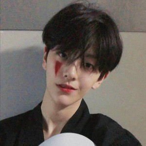 泡泡资料,泡泡最新歌曲,泡泡MV视频,泡泡音乐专辑,泡泡好听的歌