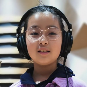 李亚希资料,李亚希最新歌曲,李亚希MV视频,李亚希音乐专辑,李亚希好听的歌