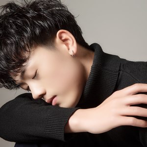 朱听资料,朱听最新歌曲,朱听MV视频,朱听音乐专辑,朱听好听的歌