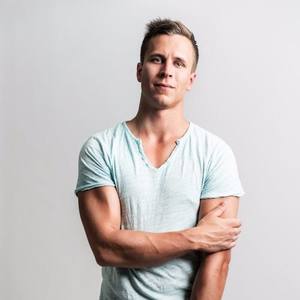 Lepi资料,Lepi最新歌曲,LepiMV视频,Lepi音乐专辑,Lepi好听的歌