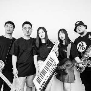 魔都大班资料,魔都大班最新歌曲,魔都大班MV视频,魔都大班音乐专辑,魔都大班好听的歌